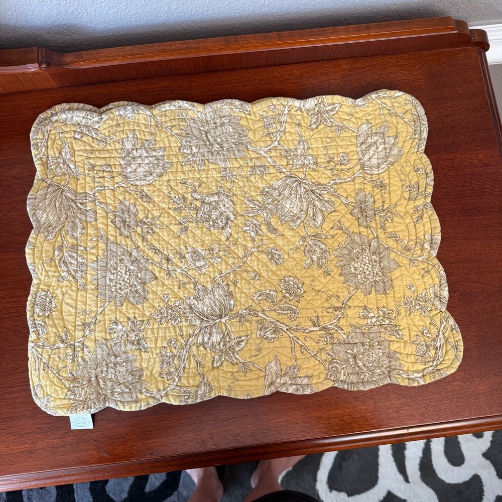 C & F Home Quilted Yellow & Brown Floral  Stripe Reversible Placemats Set Of 4